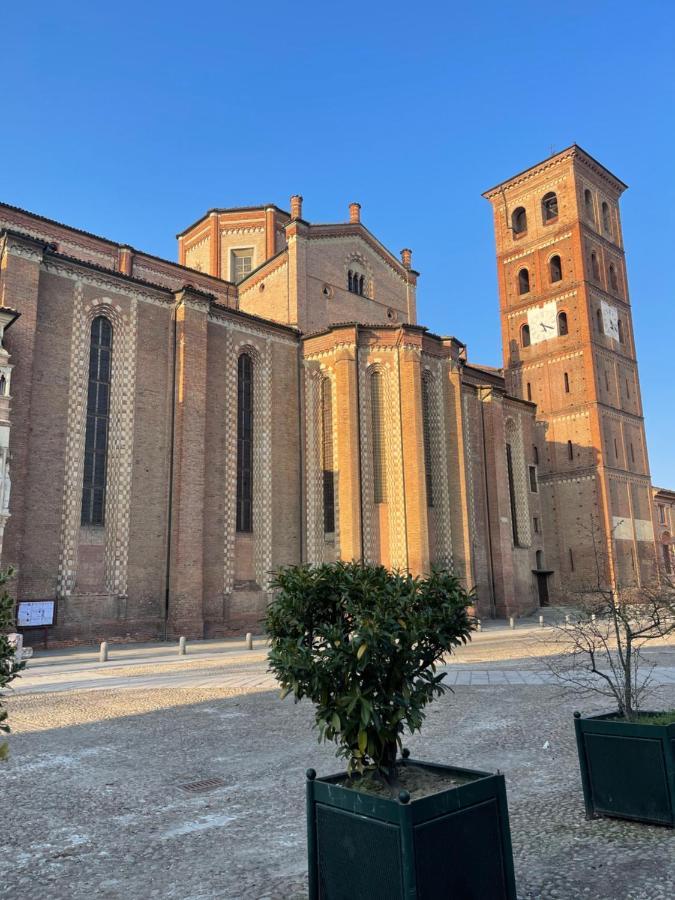 Appartamento Bon Bon Asti Esterno foto